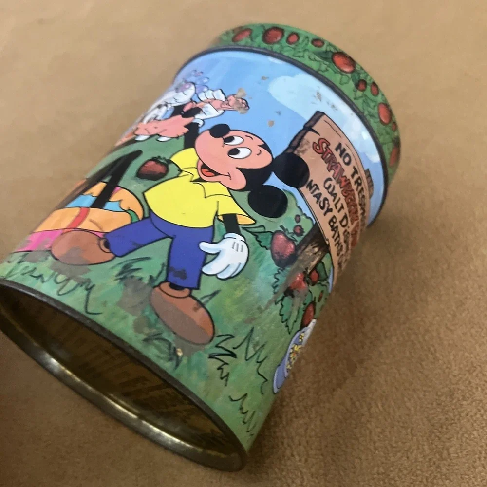 Walt Disney Mickey Mouse+Friends Strawberry Bath Powder‎ Metal Bank Vintage